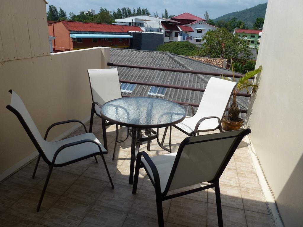 Bellmans Restaurant & Guesthouse Karon Phòng bức ảnh