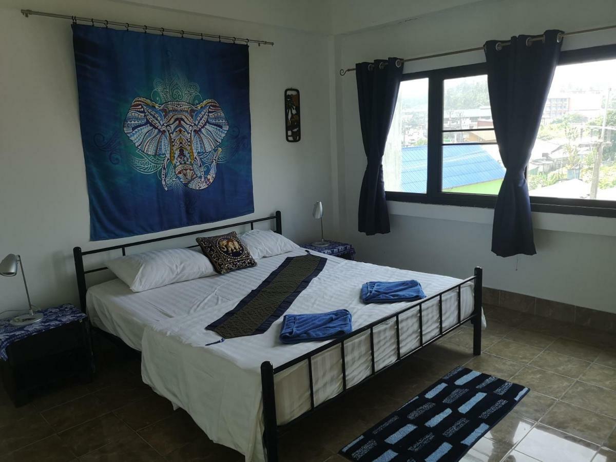 Bellmans Restaurant & Guesthouse Karon Ngoại thất bức ảnh